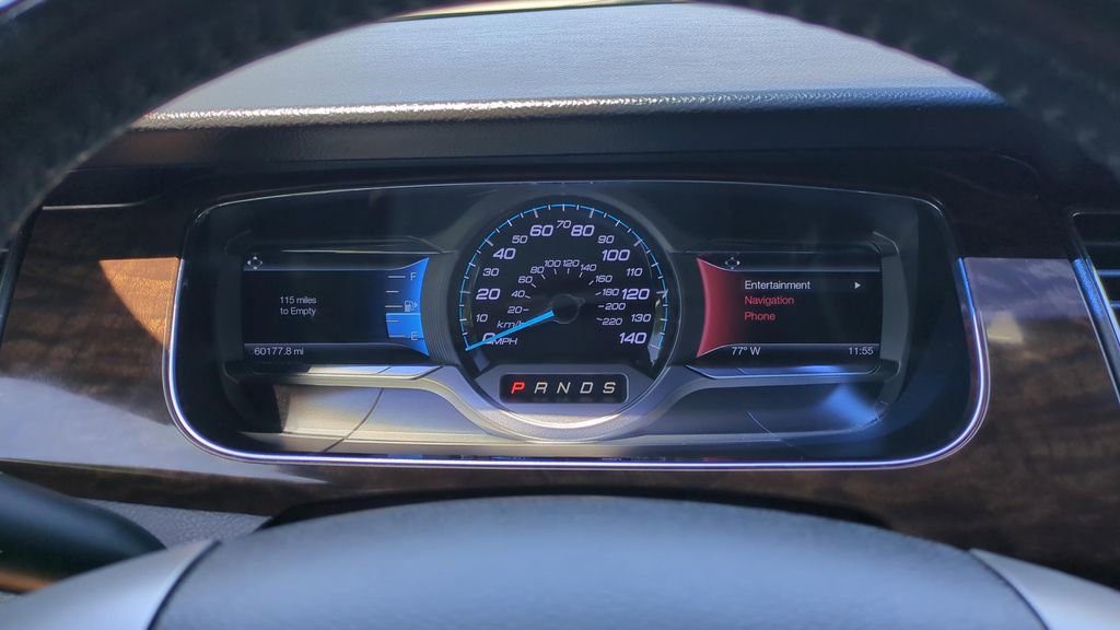 Used 2014 Ford Taurus Limited w/ Equipment Group 301A image 22