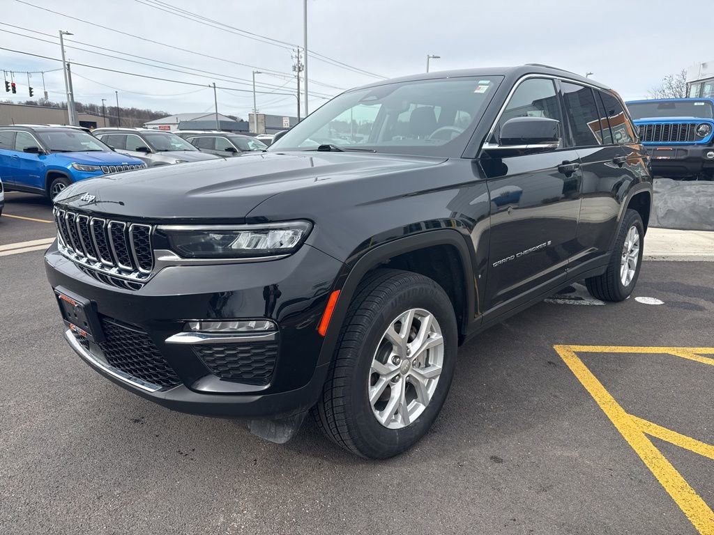 Used 2023 Jeep Grand Cherokee Limited image 4