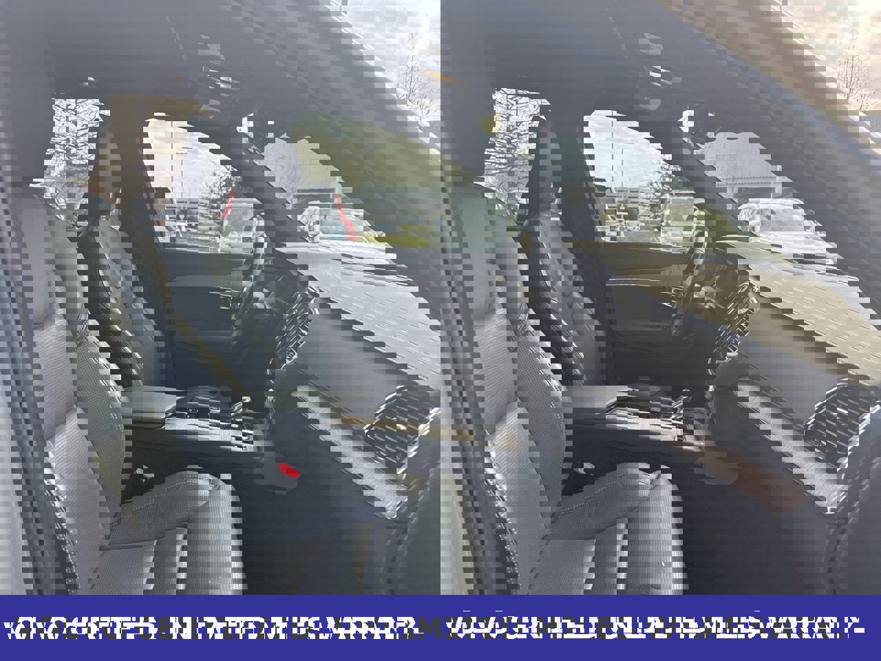 Certified 2024 Volvo XC90 B6 Ultimate w/ Lounge Package image 12