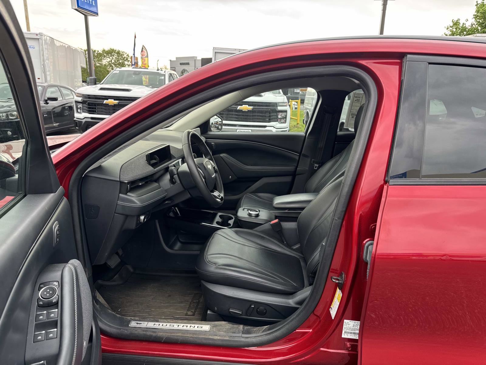 Used 2021 Ford Mustang Mach-E Premium AWD/4WD image 18