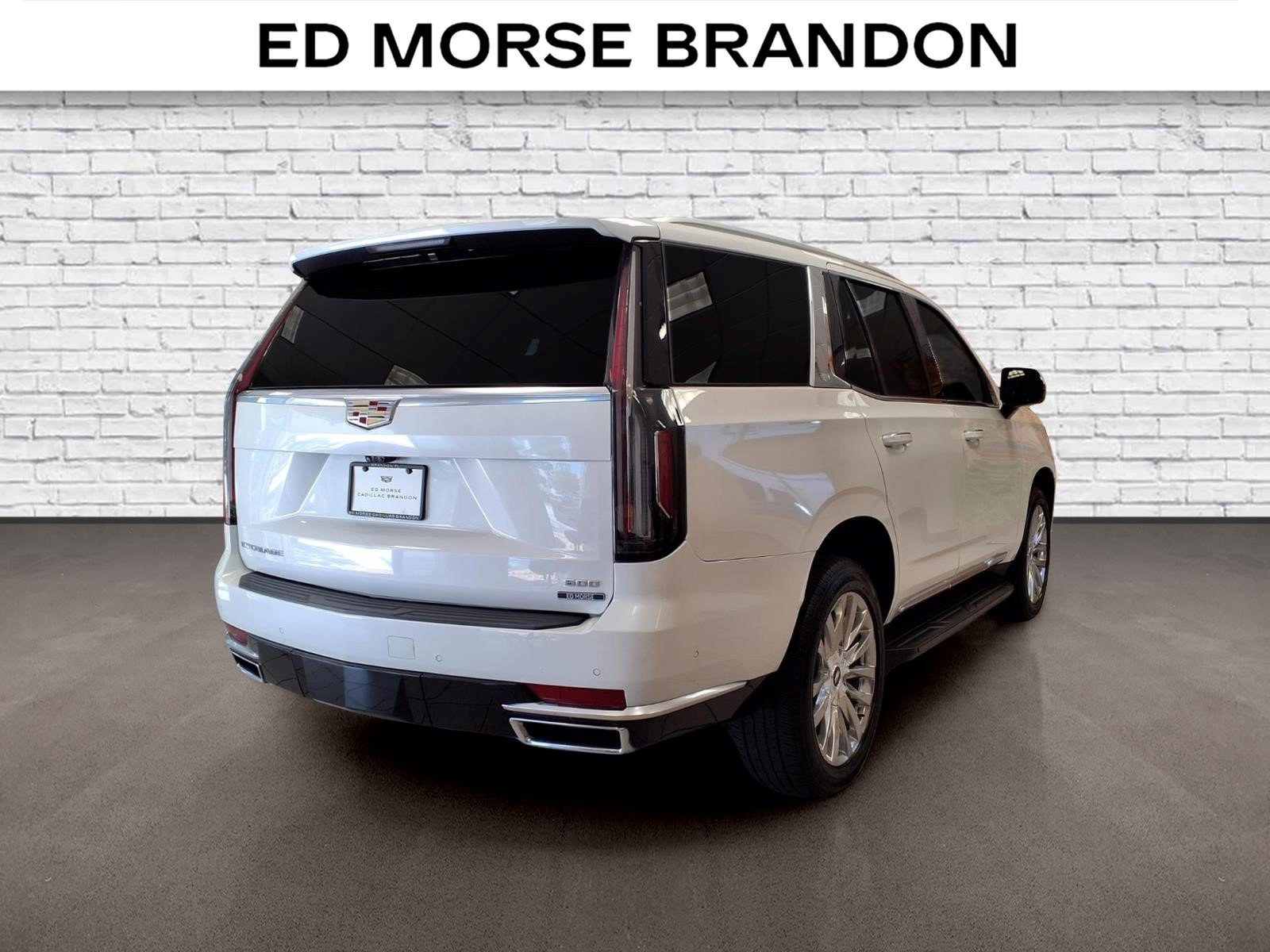 Certified 2023 Cadillac Escalade Premium Luxury w/ Performance Package AWD/4WD image 5