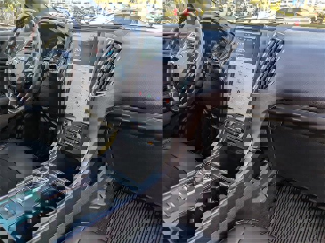 Used 2024 Ford Edge ST-Line image 13