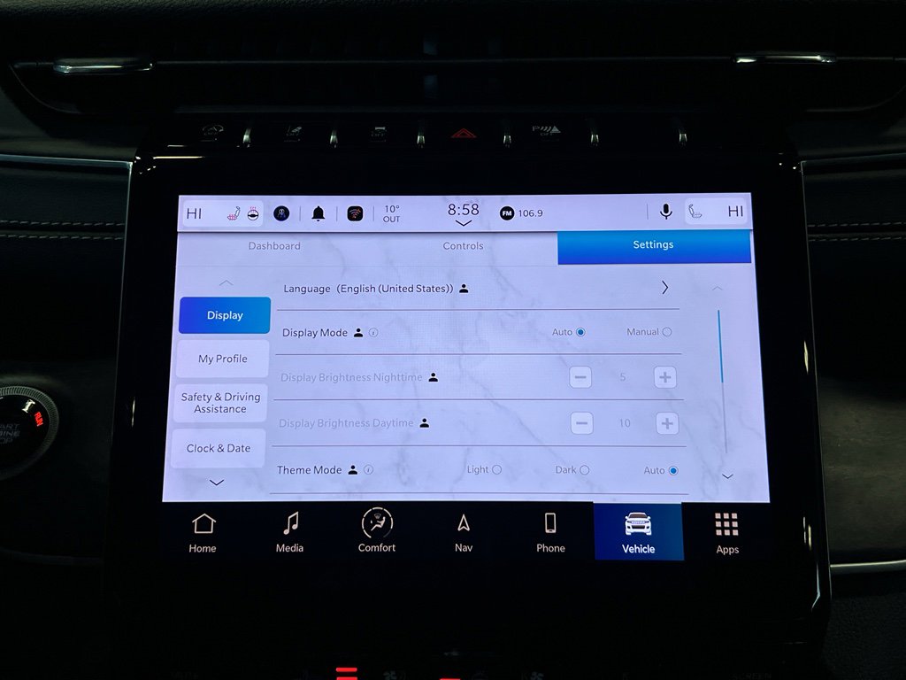 Used 2025 Jeep Grand Cherokee Limited w/ Luxury Tech Group II image 26