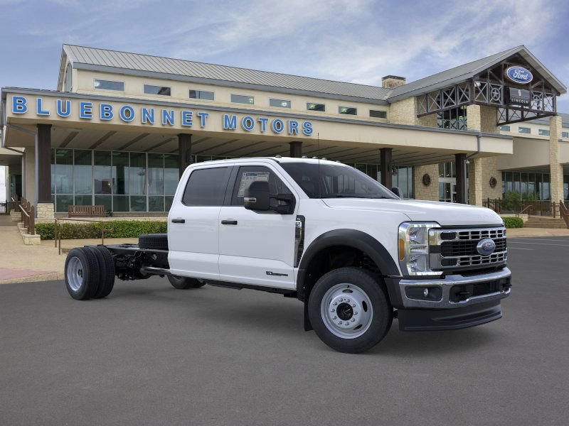 New 2026 Ford F550 4x4 Crew Cab image 7