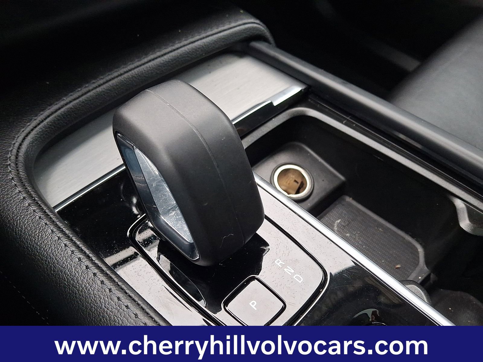 Certified 2023 Volvo XC90 B5 Core image 16