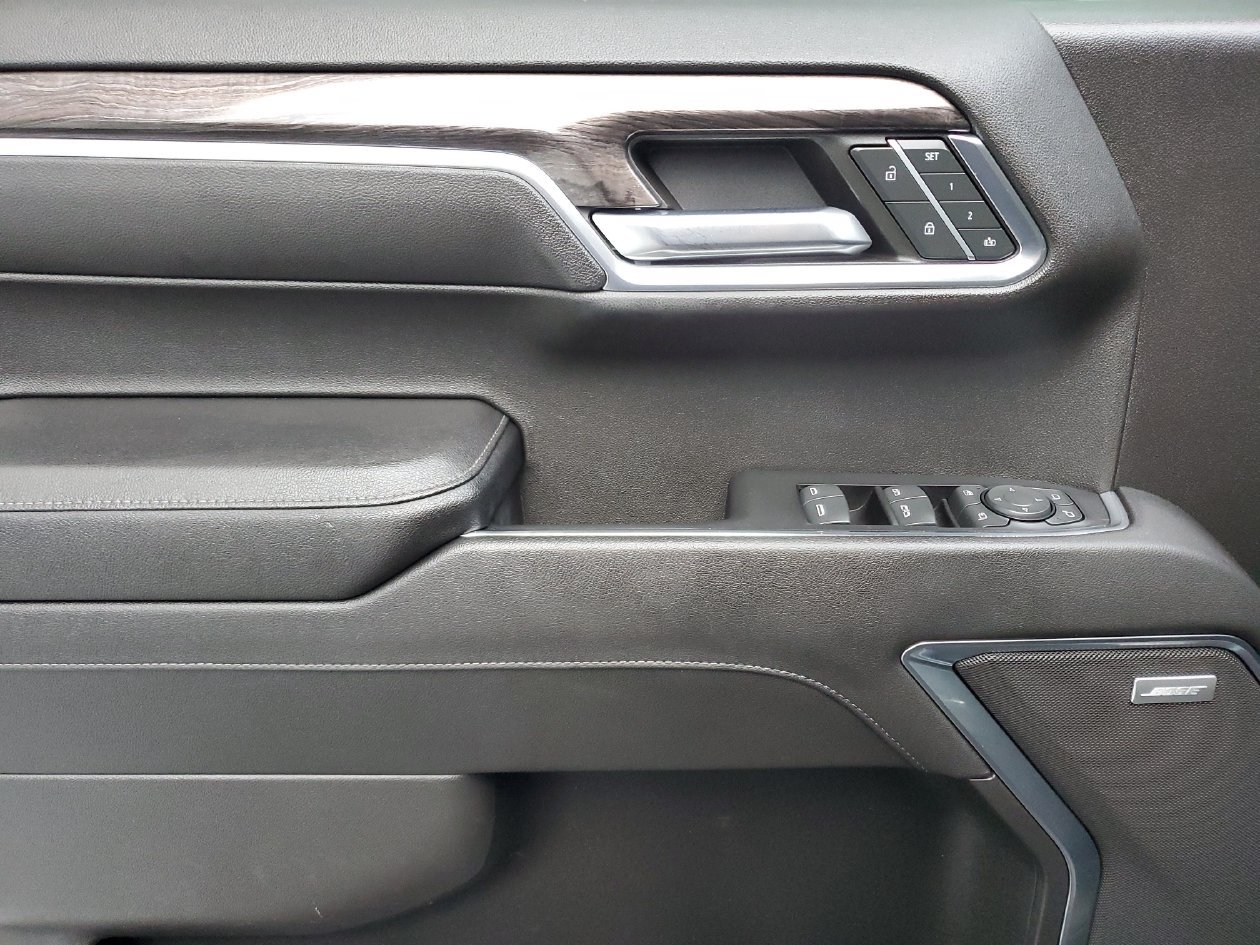 Used 2023 Chevrolet Silverado 1500 LTZ RWD image 17