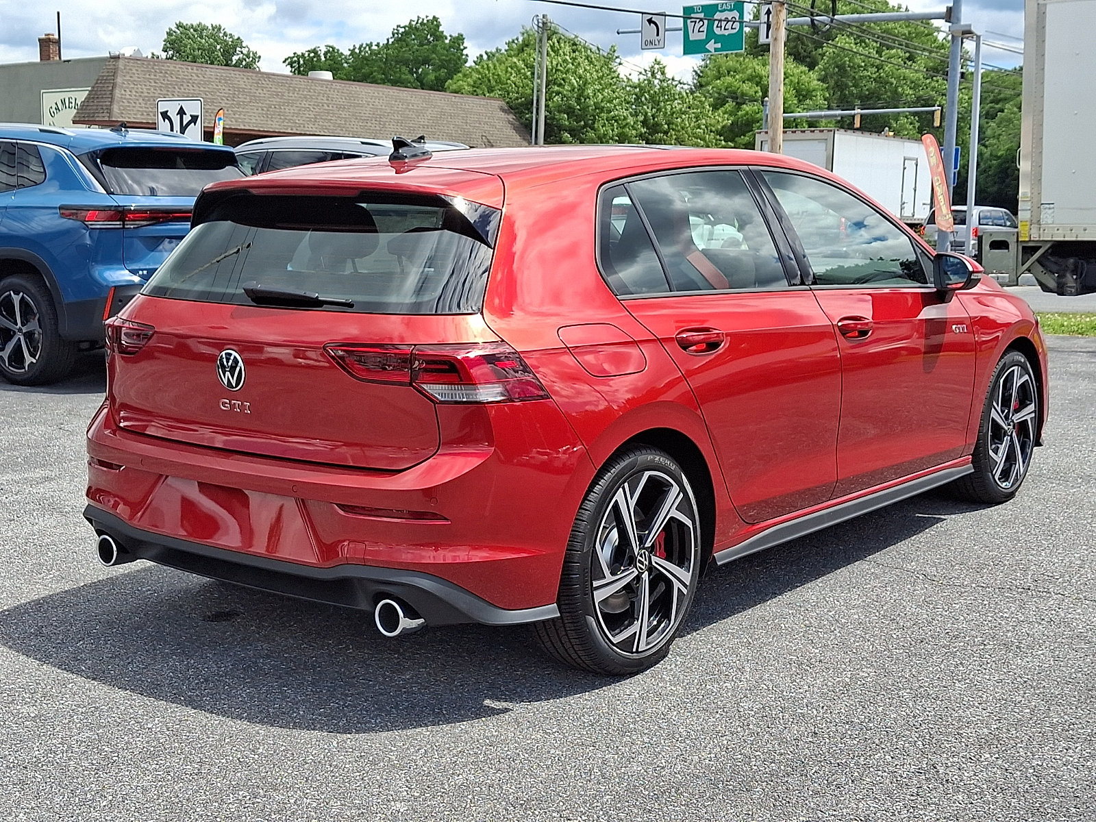 New 2026 Volkswagen GTI SE FWD image 5