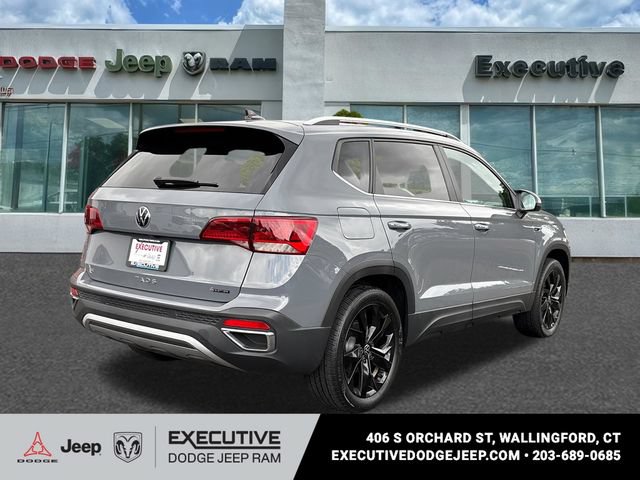 Used 2023 Volkswagen Taos SE AWD/4WD image 4