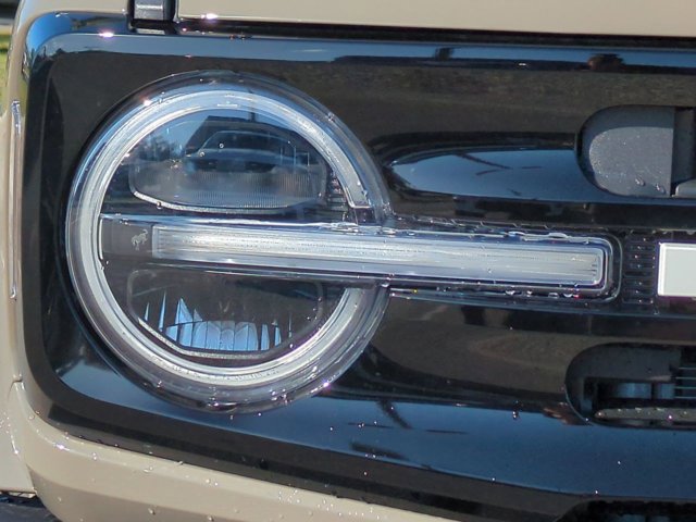 New 2026 Ford Bronco Outer Banks image 10