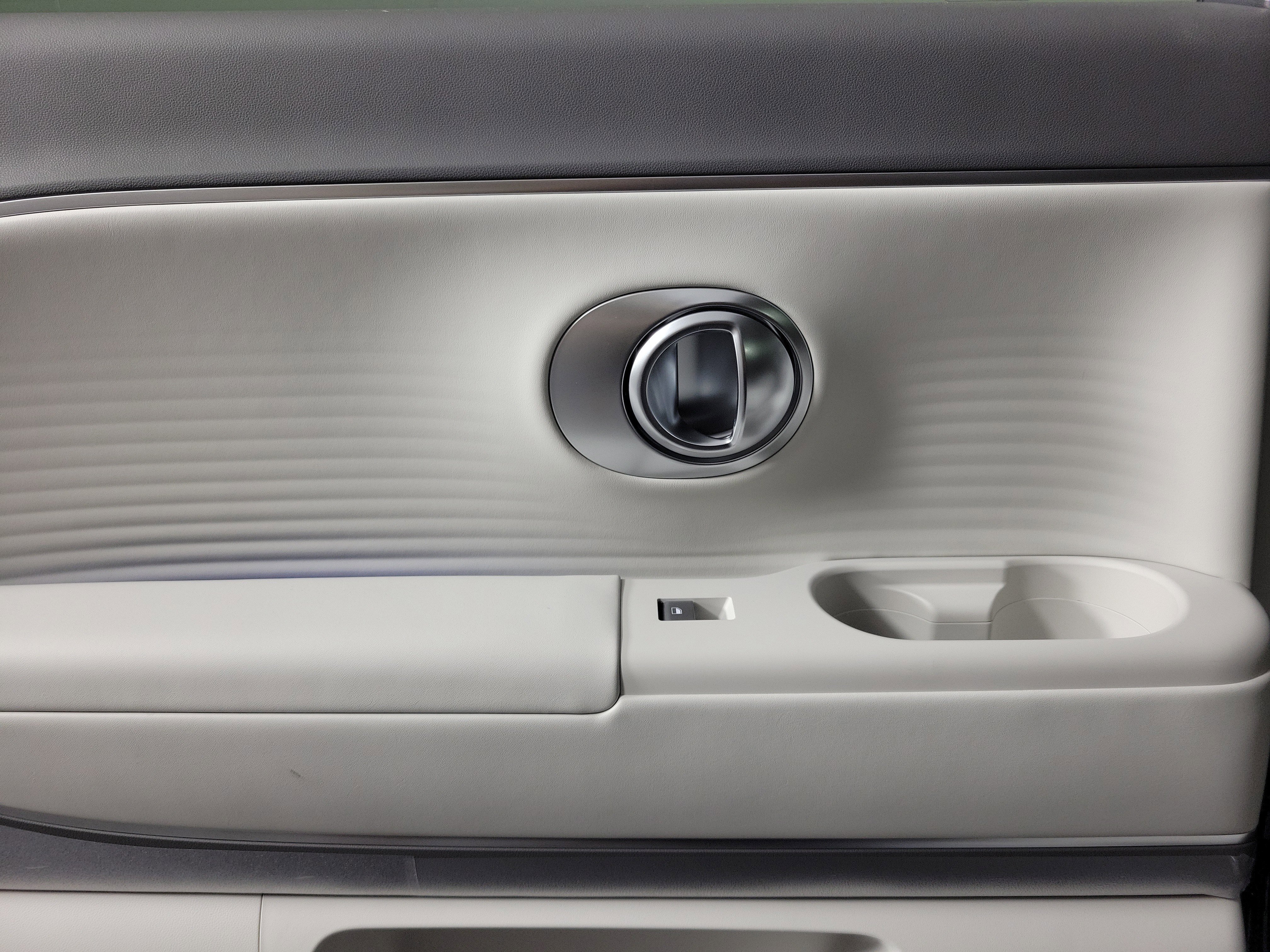 New 2026 Hyundai Ioniq 9 SEL image 30