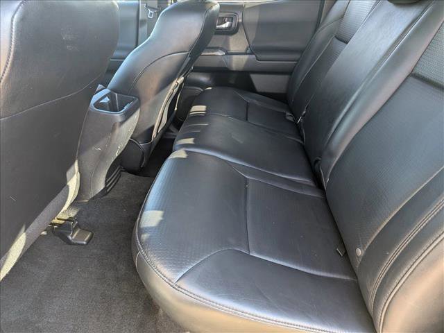 Used 2019 Toyota Tacoma TRD Off-Road image 18