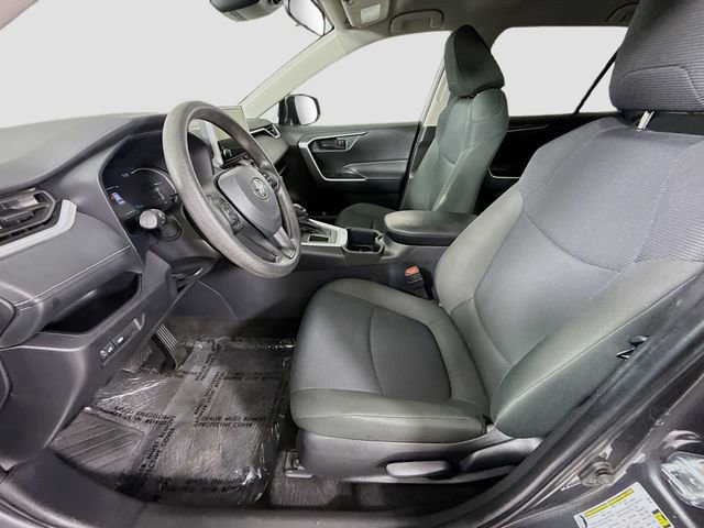 Certified 2025 Toyota RAV4 LE image 19
