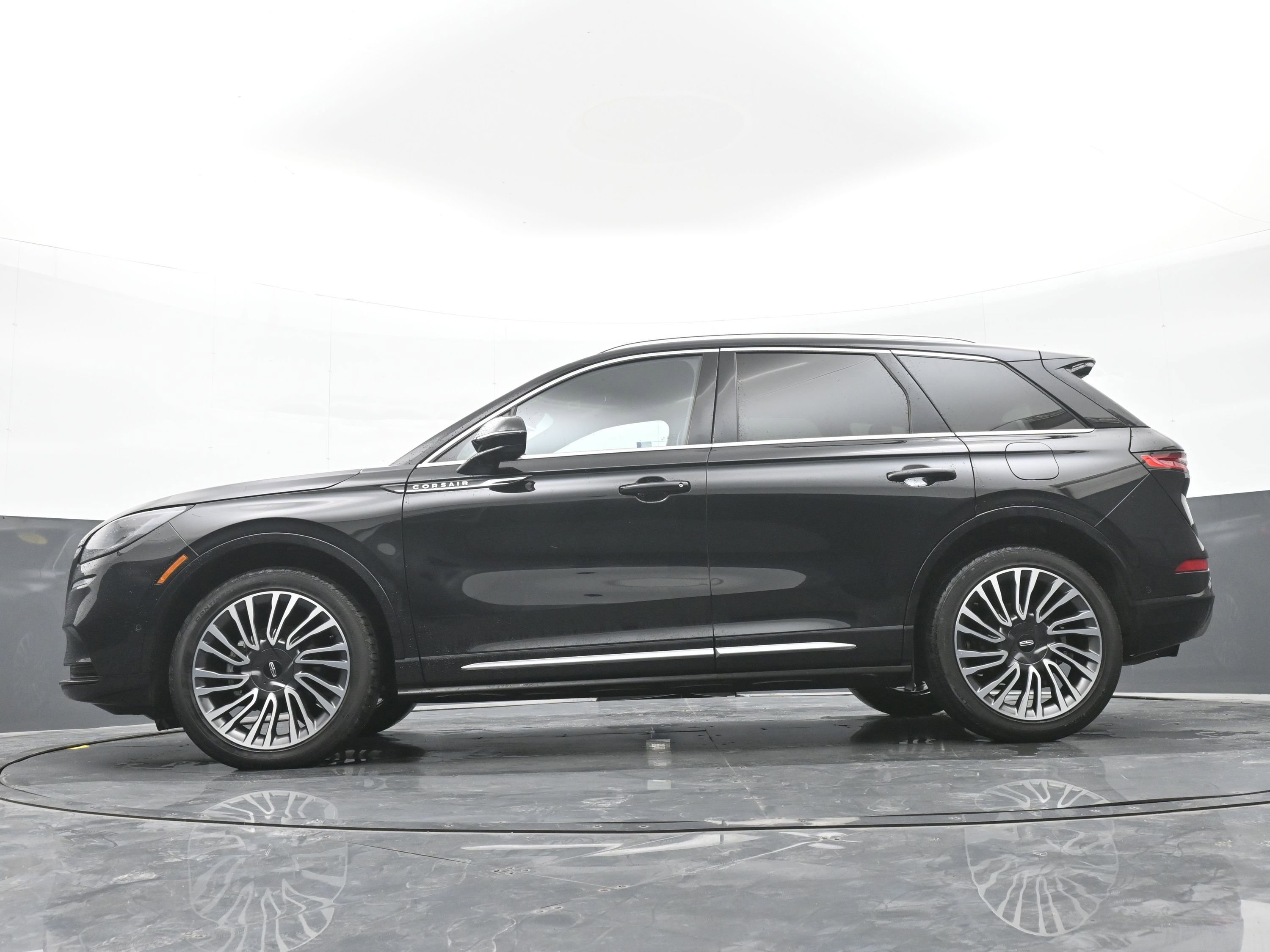 Used 2022 Lincoln Corsair Reserve w/ Equipment Group 201A image 44