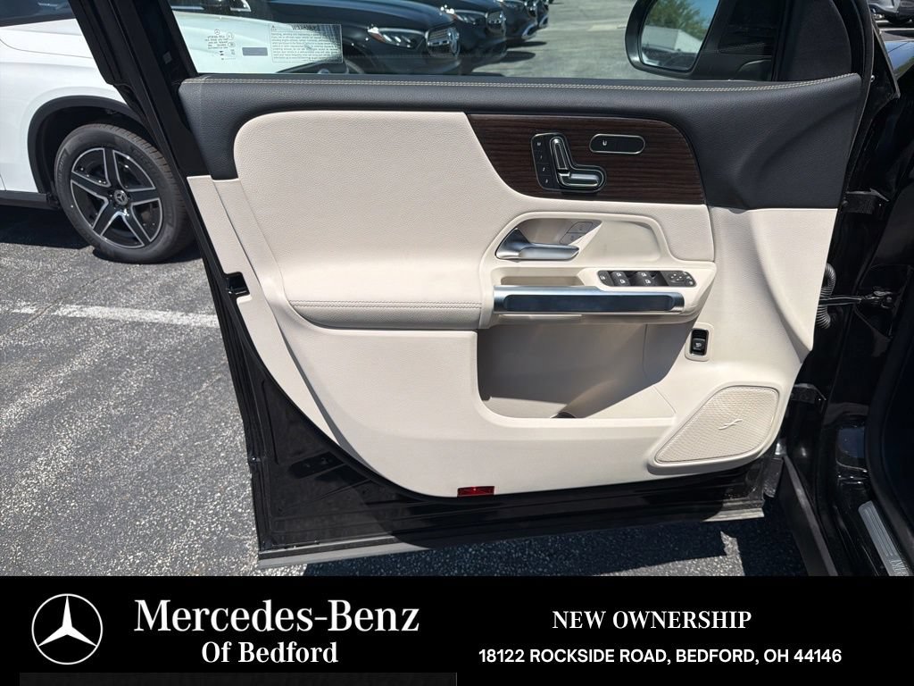 New 2026 Mercedes-Benz GLB 250 4MATIC image 7