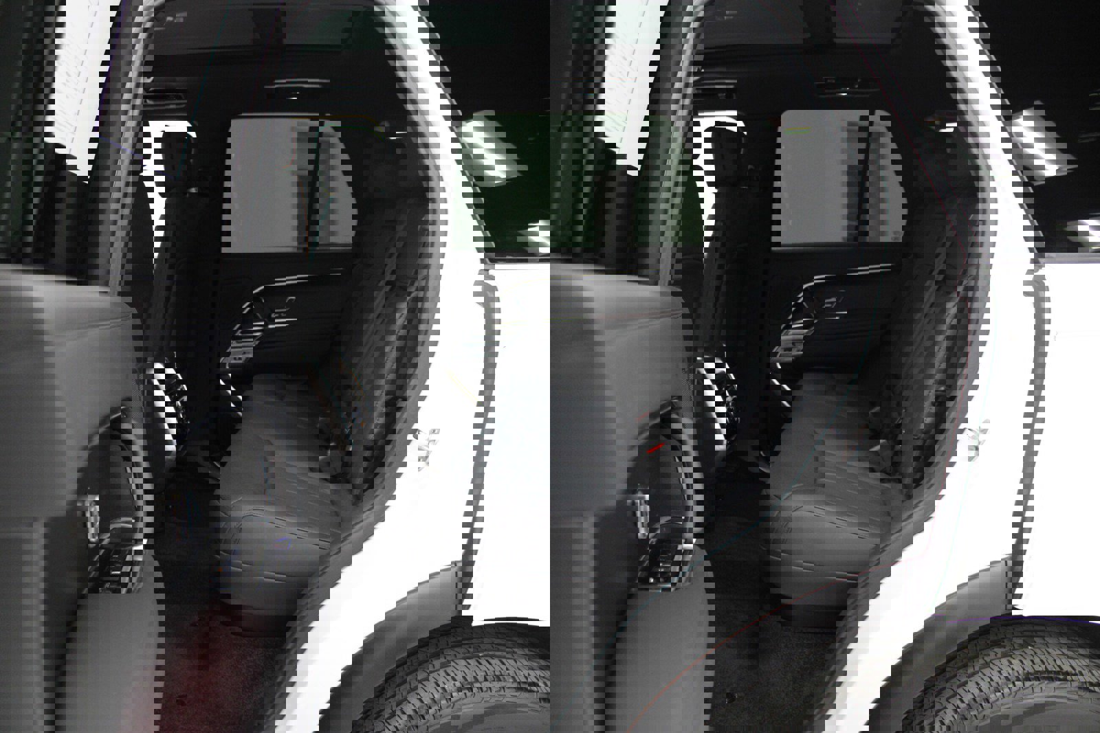 Used 2023 Land Rover Range Rover SE image 43