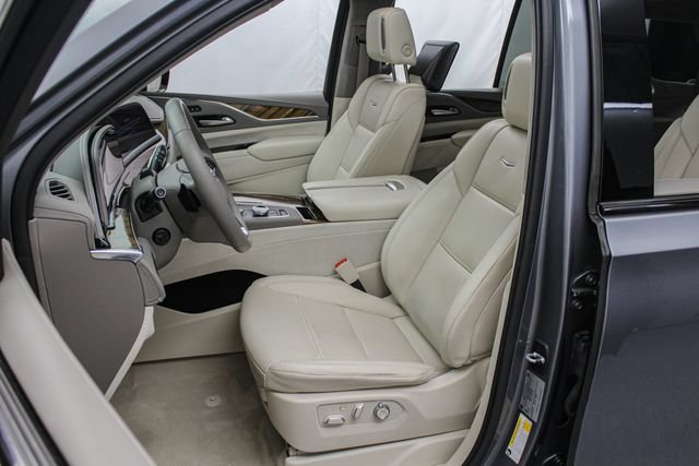 Certified 2021 Cadillac Escalade Sport Platinum AWD/4WD image 18