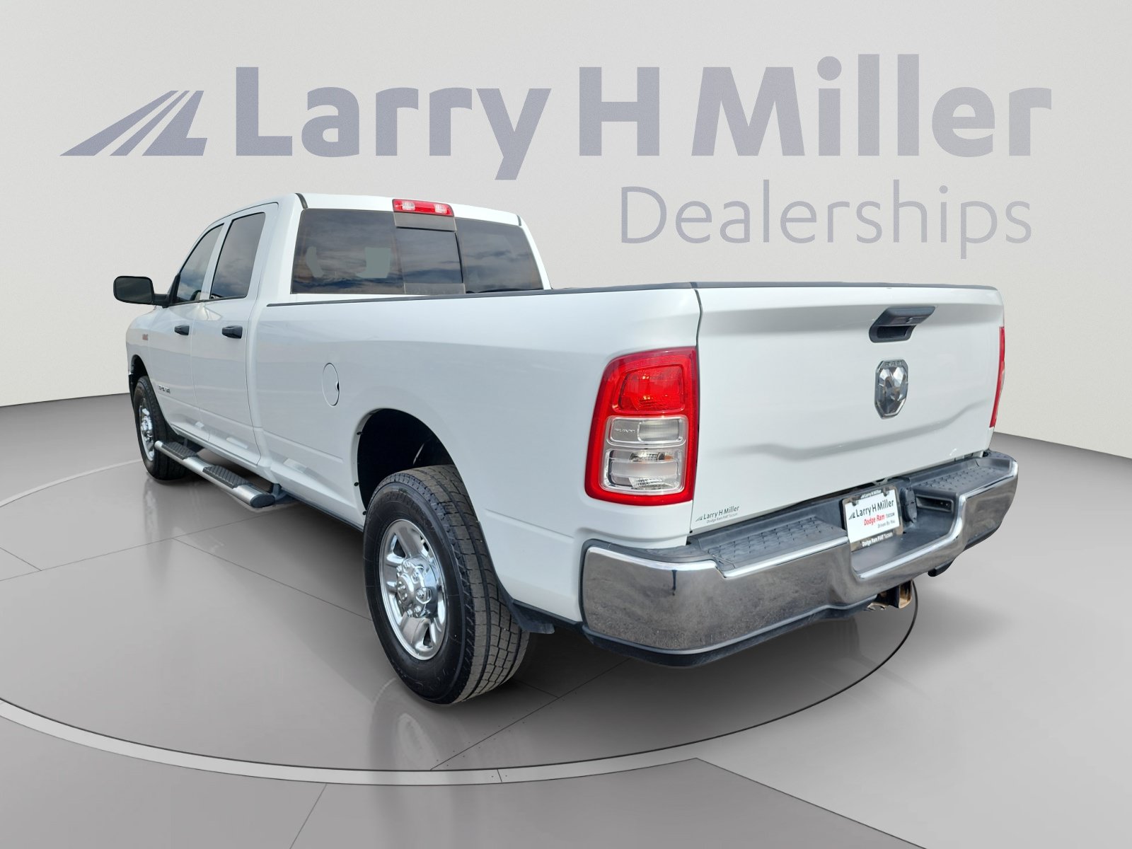 Used 2021 RAM 2500 Tradesman RWD image 3