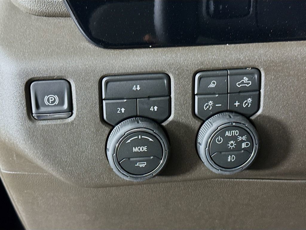 New 2026 Chevrolet Silverado 2500 LT w/ All Star Edition AWD/4WD image 10