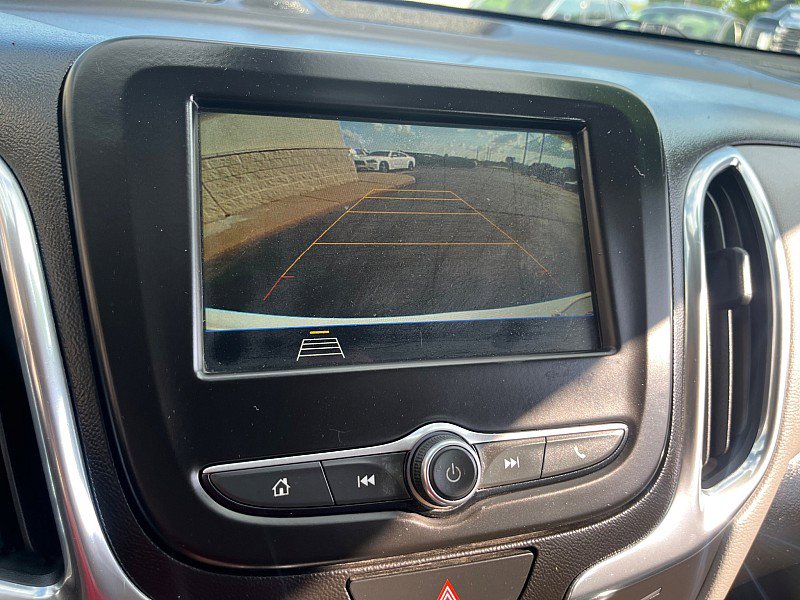 Used 2019 Chevrolet Equinox LS image 28