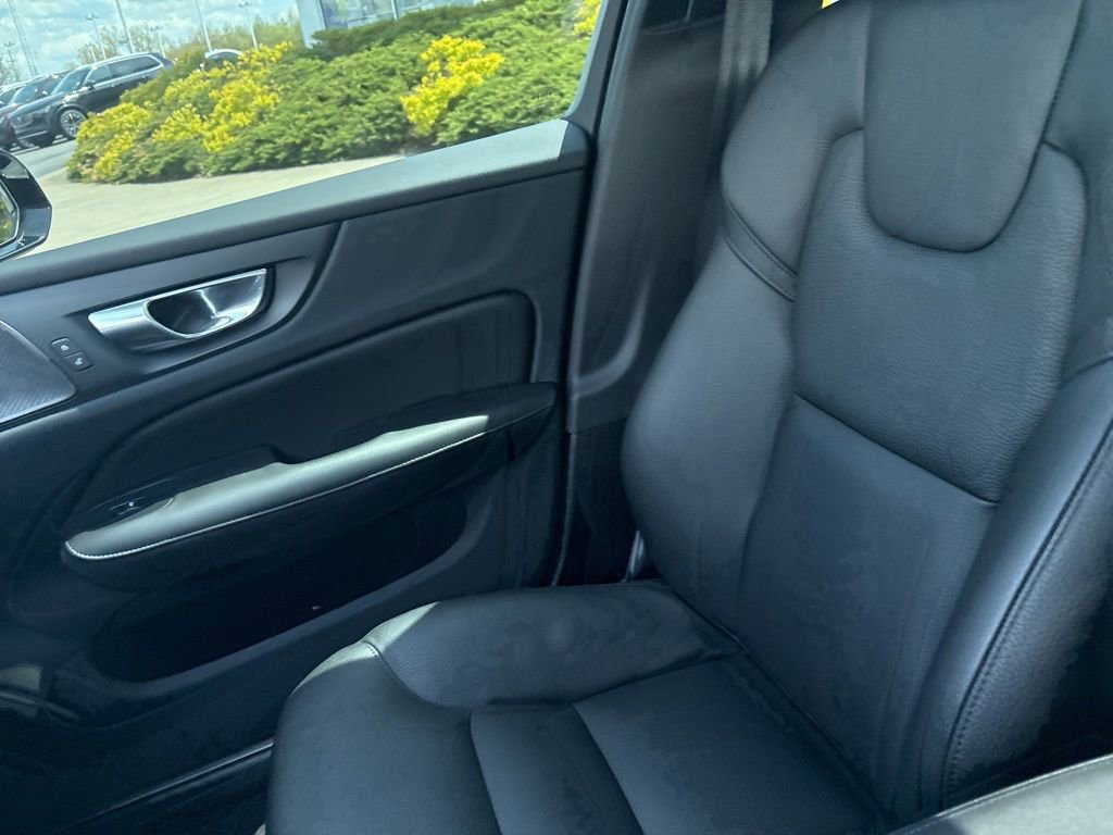 Certified 2024 Volvo S60 B5 Plus w/ Climate Package AWD/4WD image 34