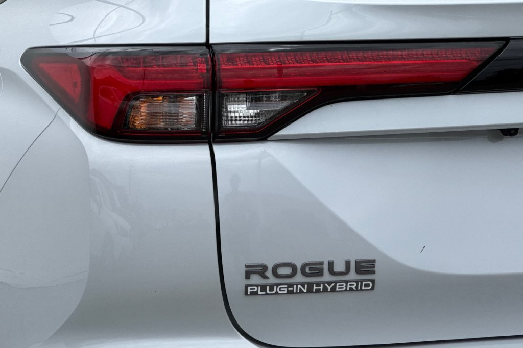 New 2026 Nissan Rogue SL AWD/4WD image 6