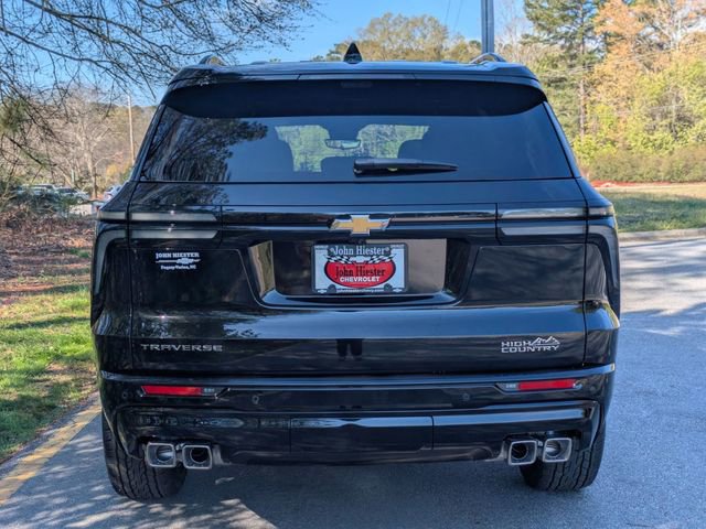 New 2026 Chevrolet Traverse High Country image 3