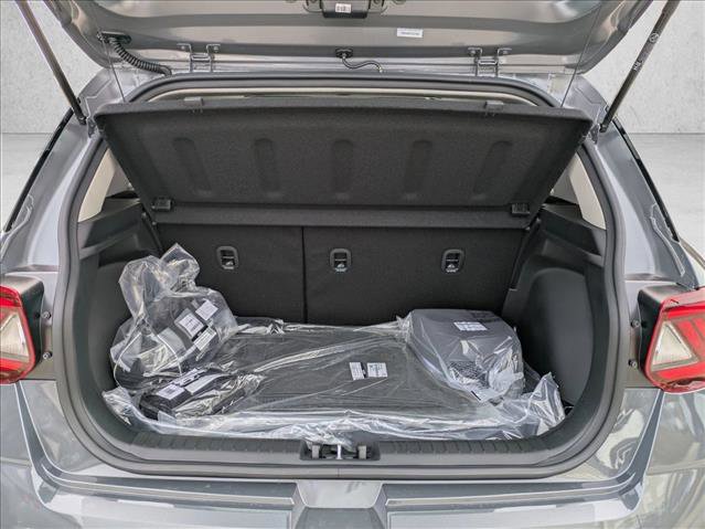 New 2026 Hyundai Venue SEL FWD image 21