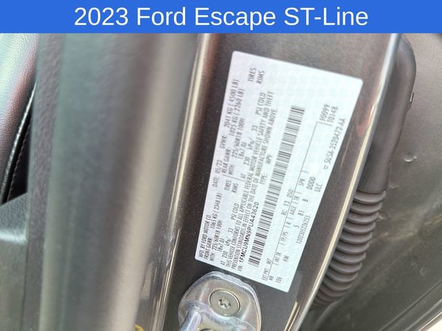 Used 2023 Ford Escape ST-Line w/ Tech Pack #1 AWD/4WD image 31