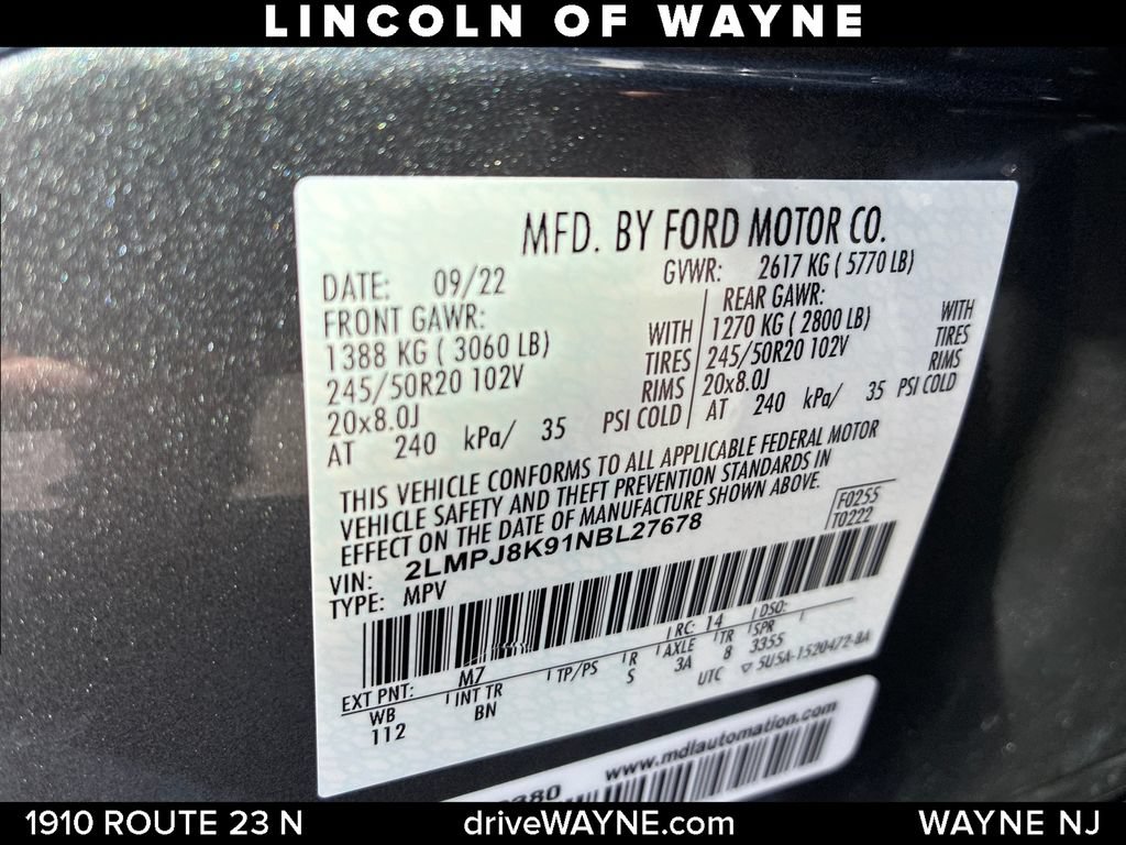 Certified 2022 Lincoln Nautilus Reserve AWD/4WD image 30
