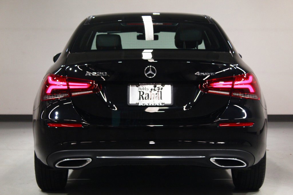 Used 2022 Mercedes-Benz A 220 4MATIC image 11