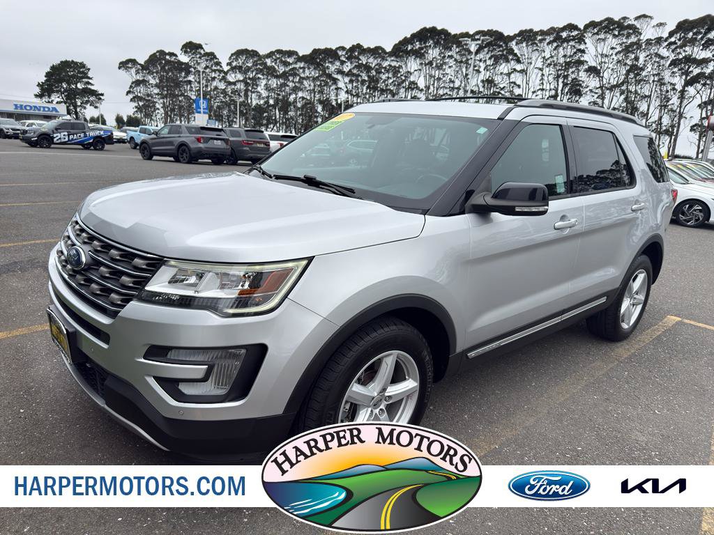 Used 2017 Ford Explorer XLT w/ Equipment Group 202A