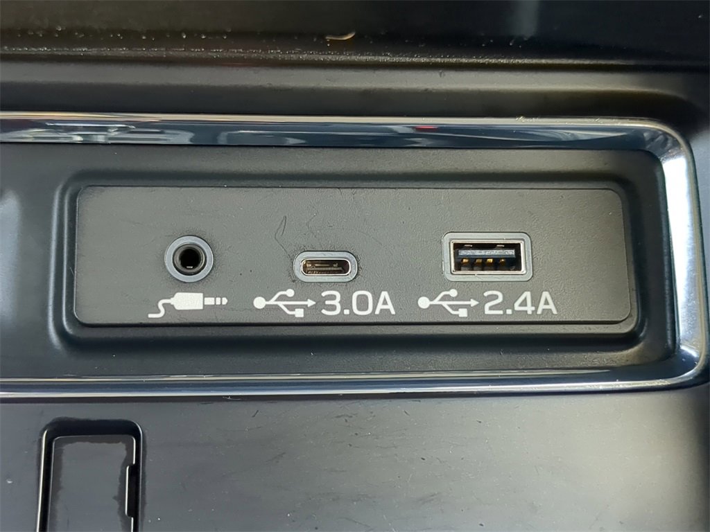 Certified 2023 Subaru Ascent Limited image 24