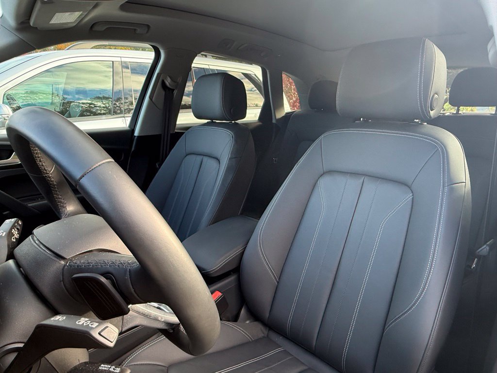 Used 2024 Audi Q5 2.0T Premium w/ Convenience Package AWD/4WD image 4