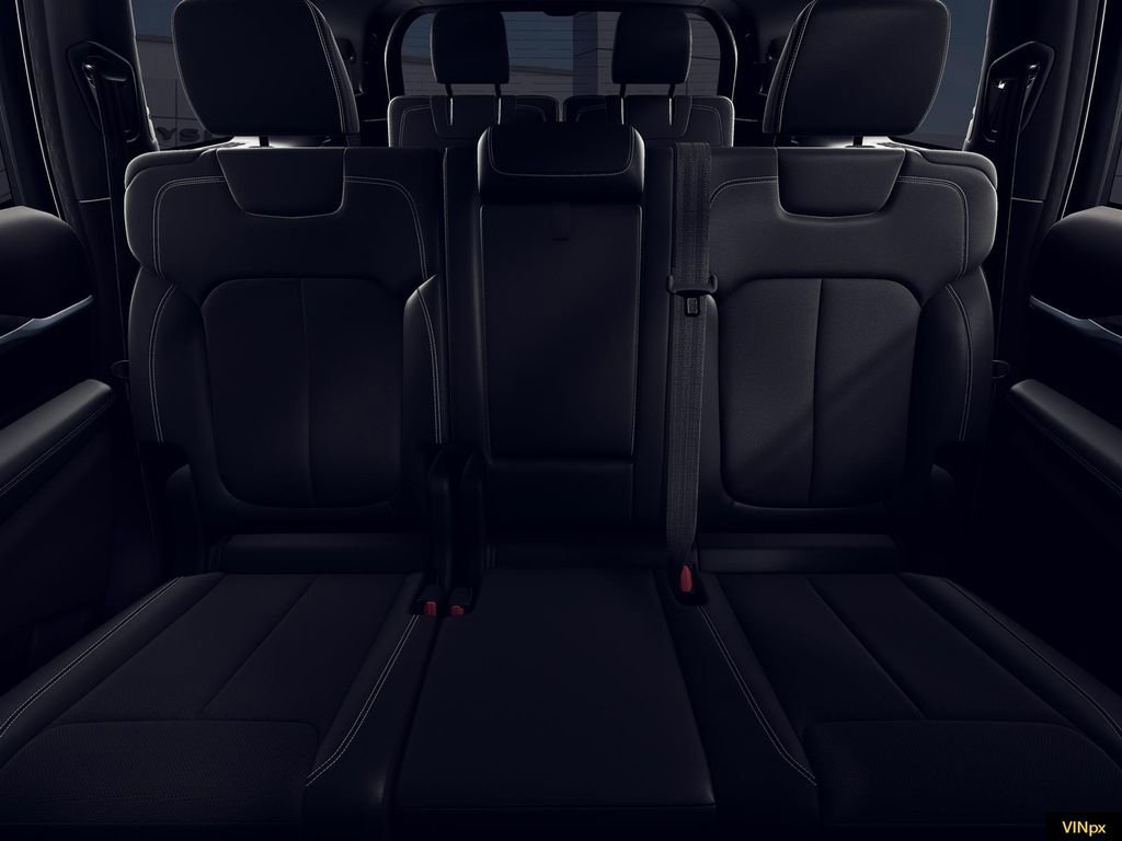 New 2026 Jeep Grand Cherokee L 4WD image 17