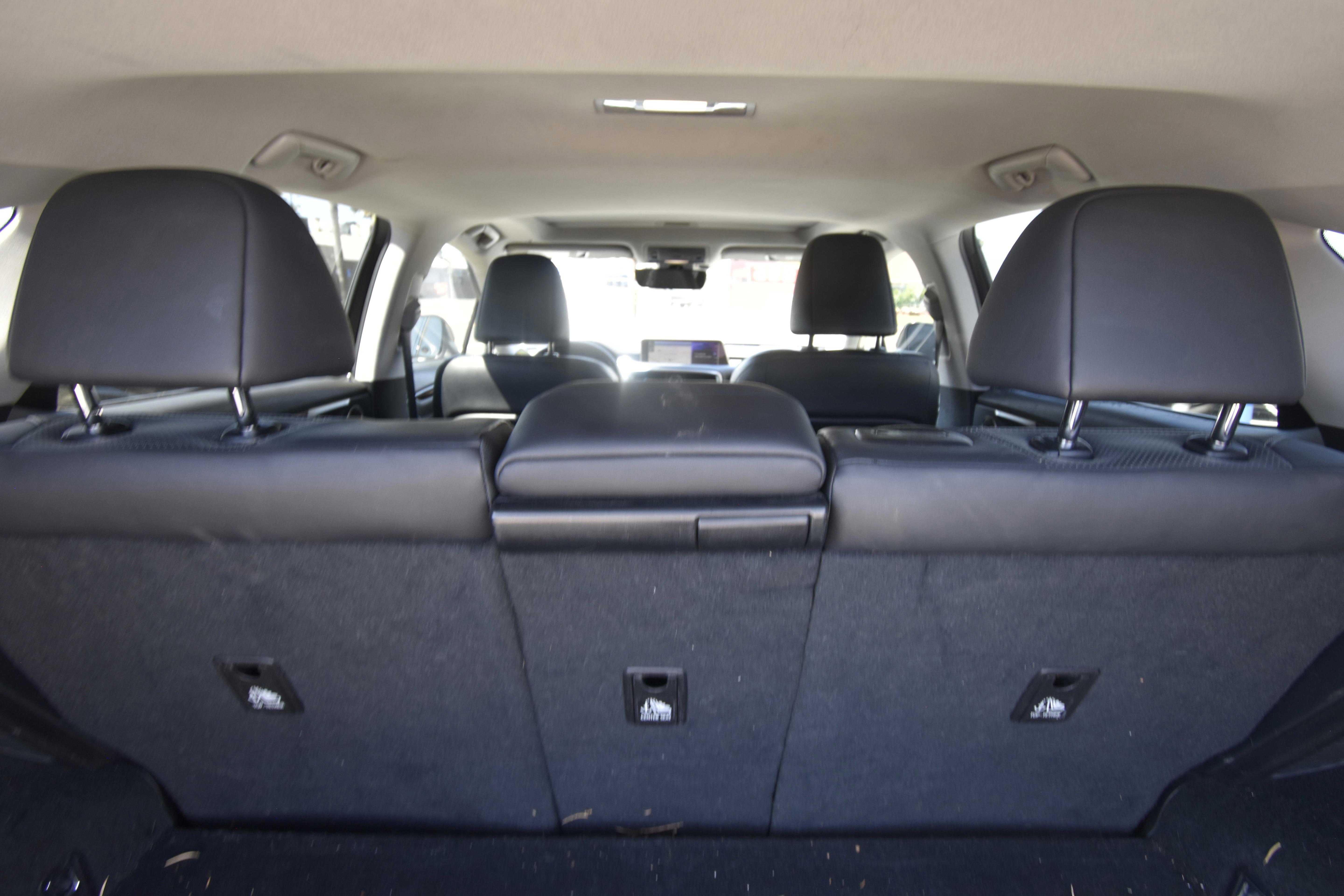 Used 2016 Lexus RX 450h AWD w/ Cold Weather Package image 11
