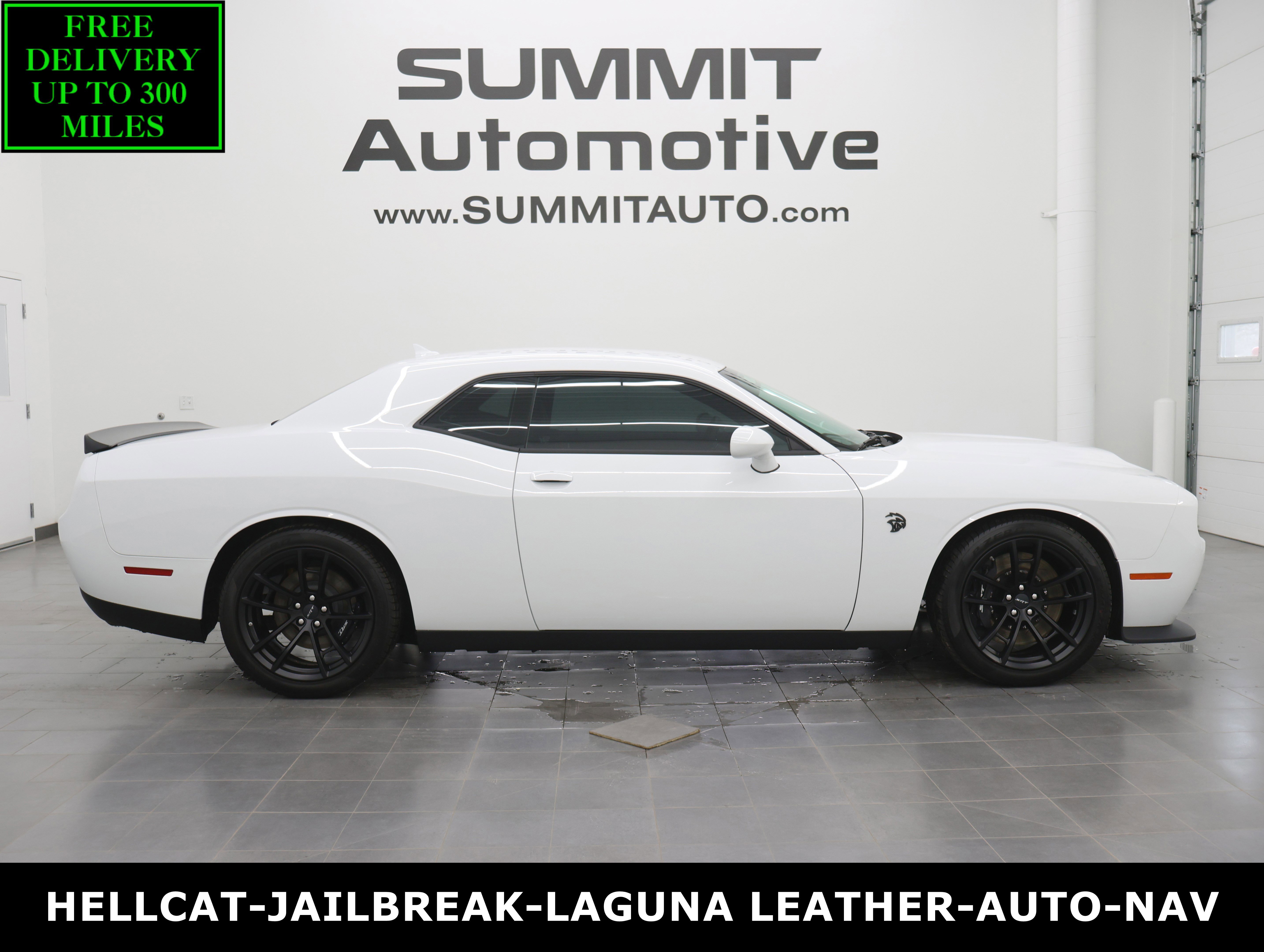 Used 2023 Dodge Challenger SRT Hellcat image 1