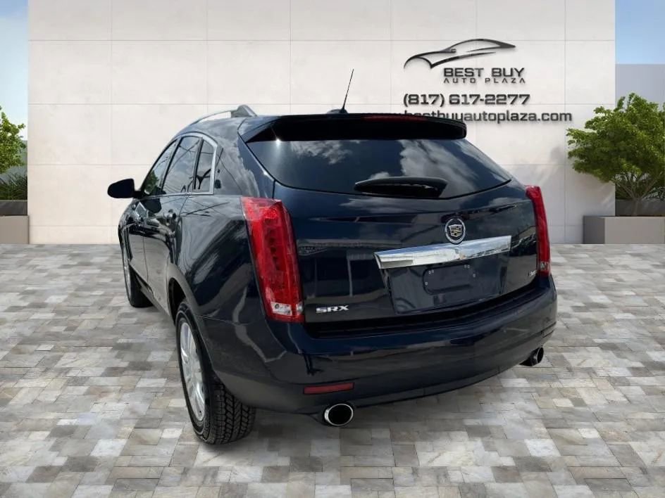 Used 2015 Cadillac SRX Luxury w/ Driver Awareness Package FWD image 4
