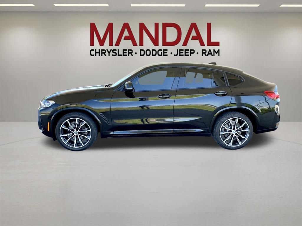 Used 2023 BMW X4 xDrive30i w/ M Sport Package AWD/4WD image 8