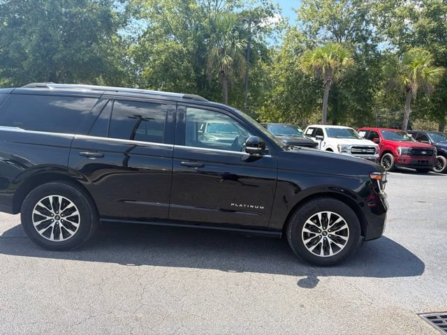 Certified 2025 Ford Expedition Platinum AWD/4WD image 2