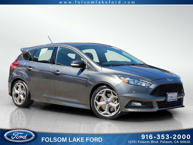 Used 2016 Ford Focus ST image 1
