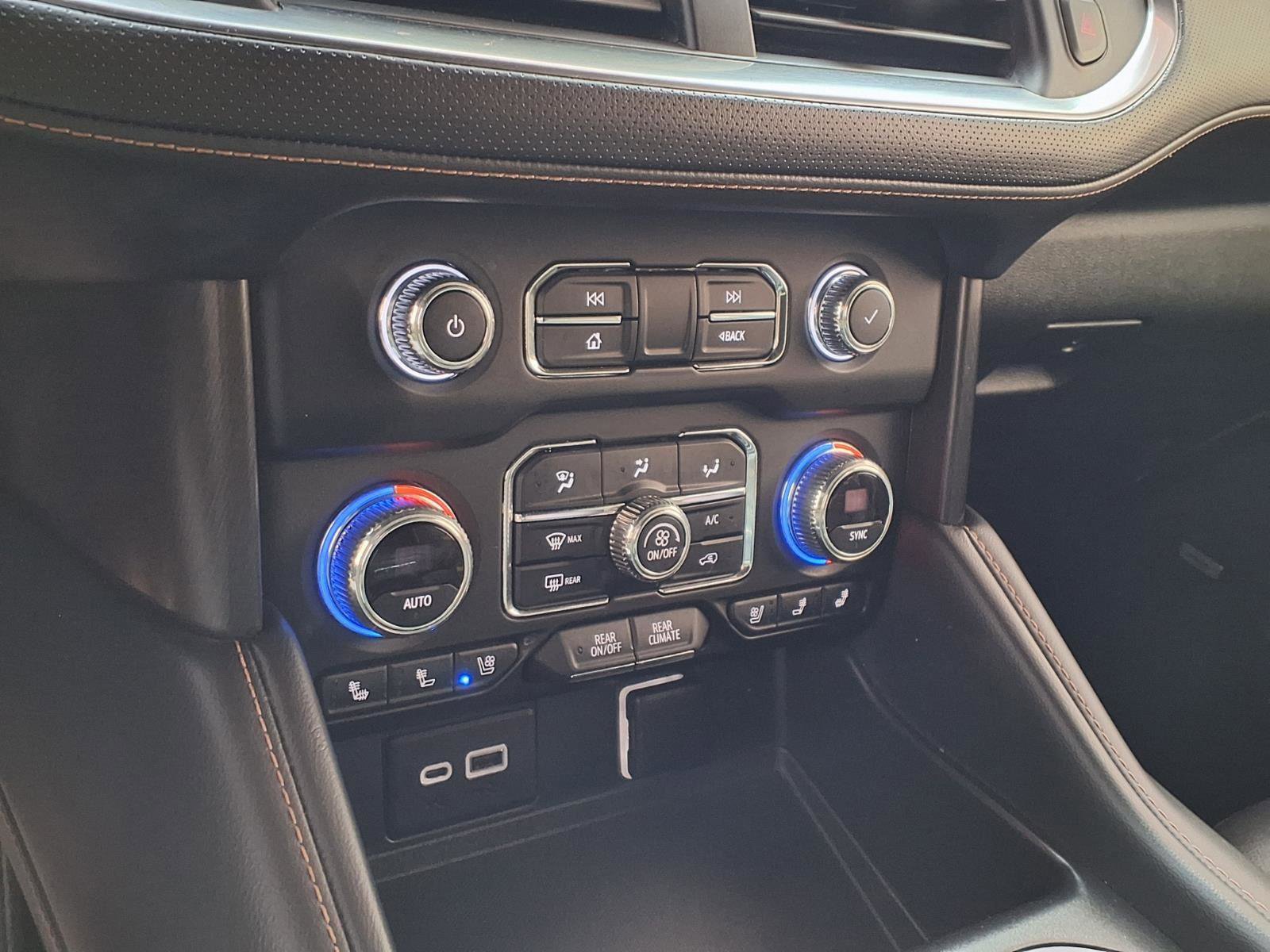 Used 2022 GMC Yukon AT4 w/ Technology Package AWD/4WD image 28