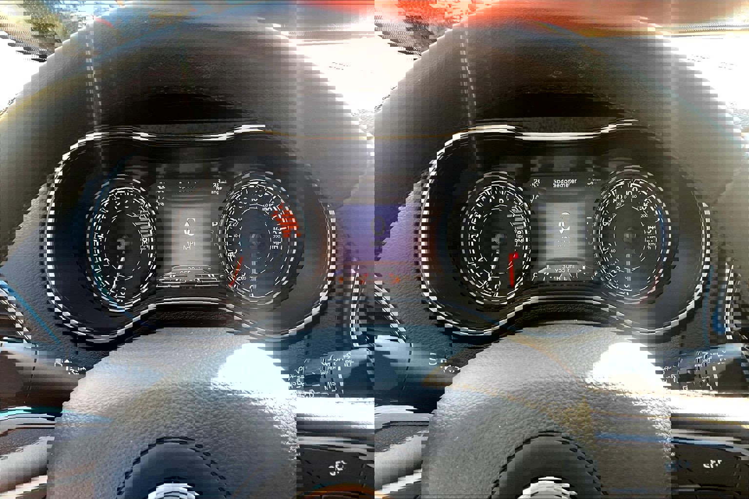 Used 2021 Jeep Cherokee Limited image 26