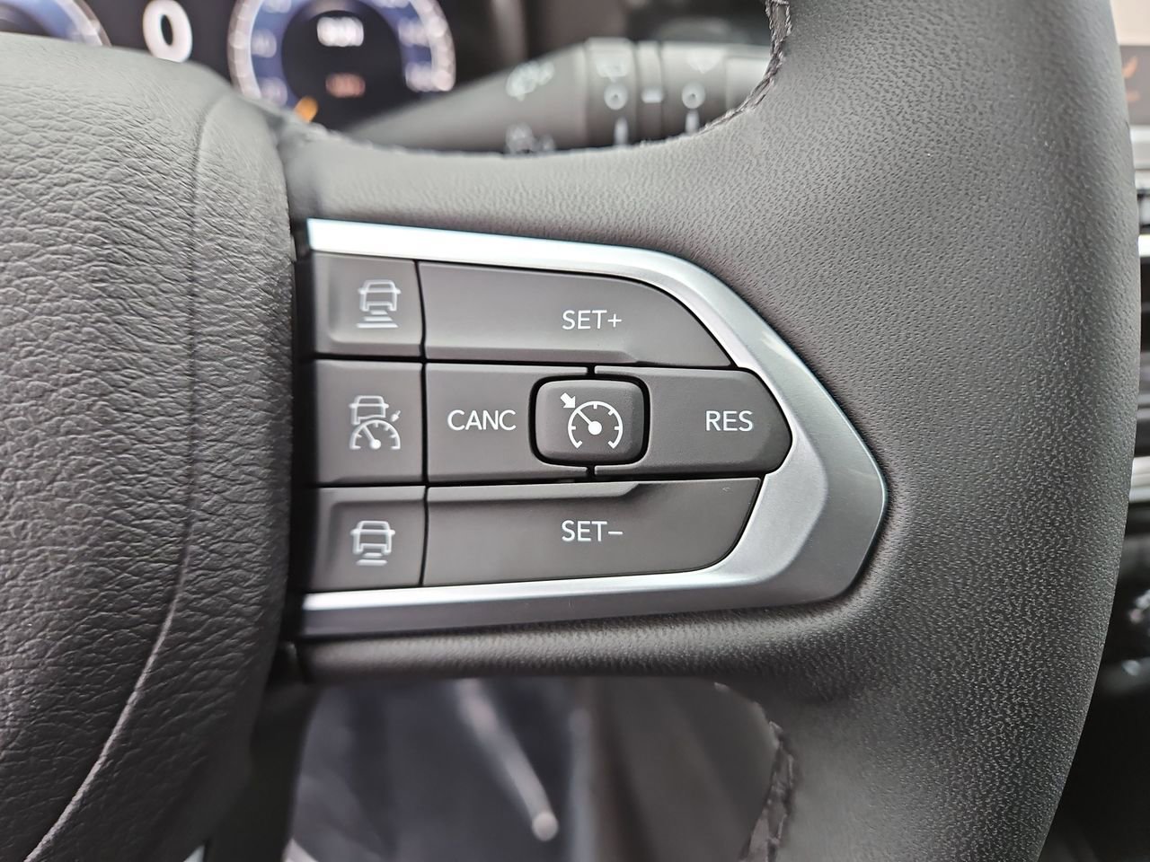 New 2026 Jeep Compass Limited image 27