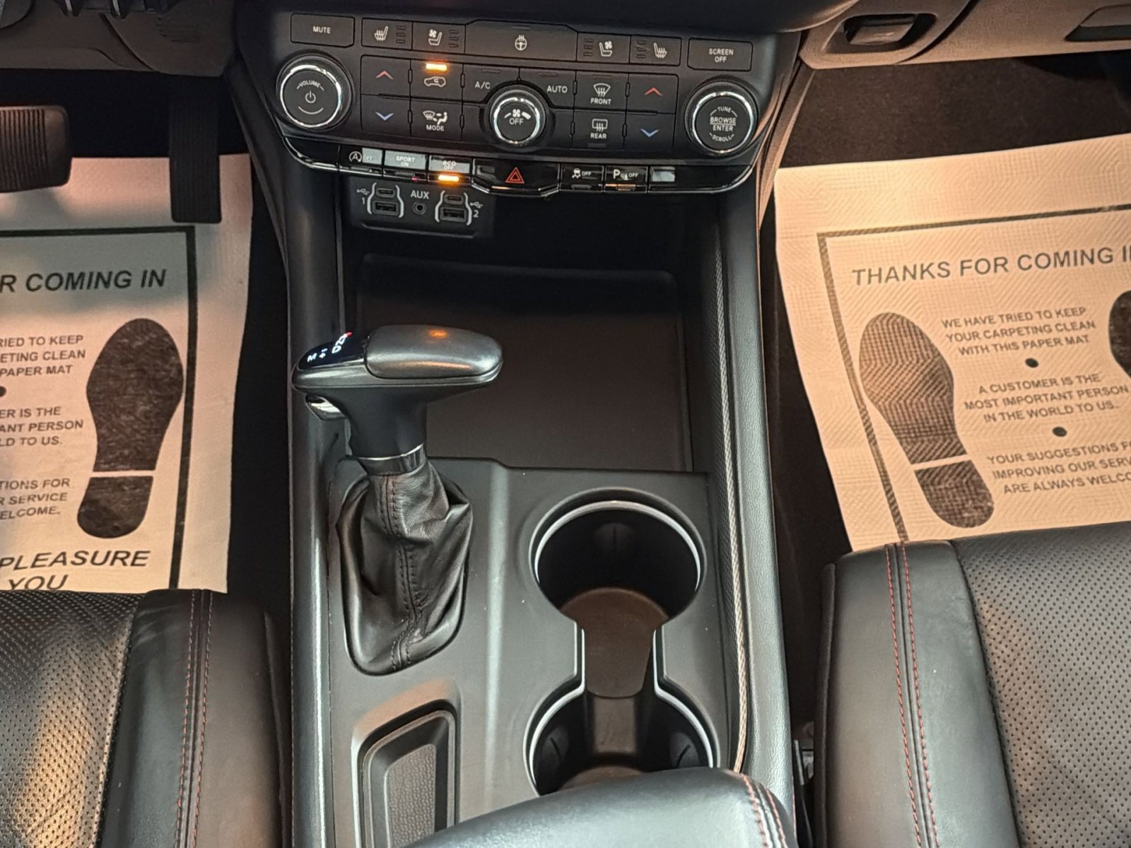 Used 2024 Dodge Durango GT image 22