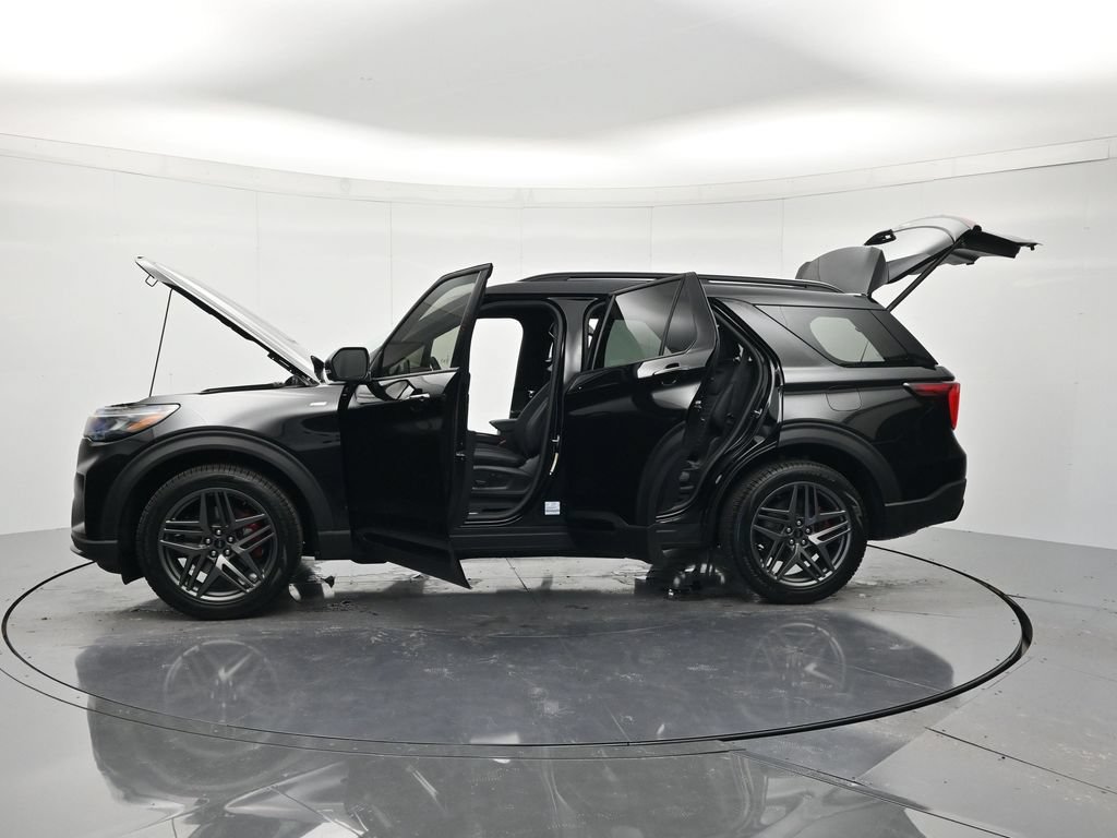 New 2026 Ford Explorer ST-Line w/ ST-Line Street Pack RWD image 46