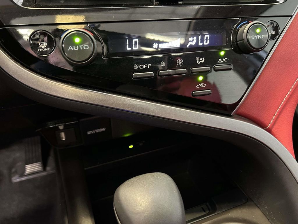 Used 2024 Toyota Camry XSE w/ Navigation Package FWD image 23