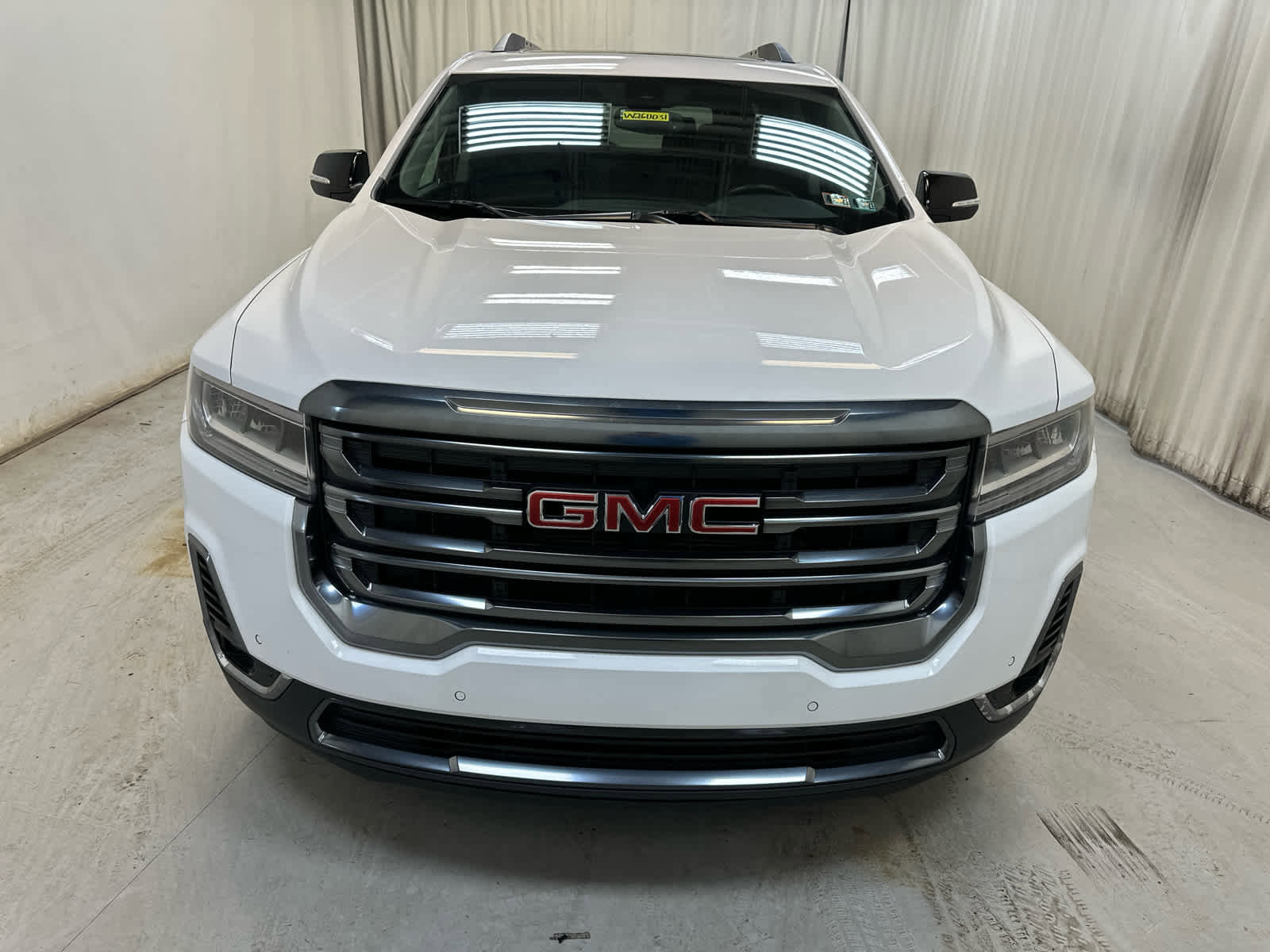 Used 2023 GMC Acadia AT4 w/ Preferred Package AWD/4WD image 8