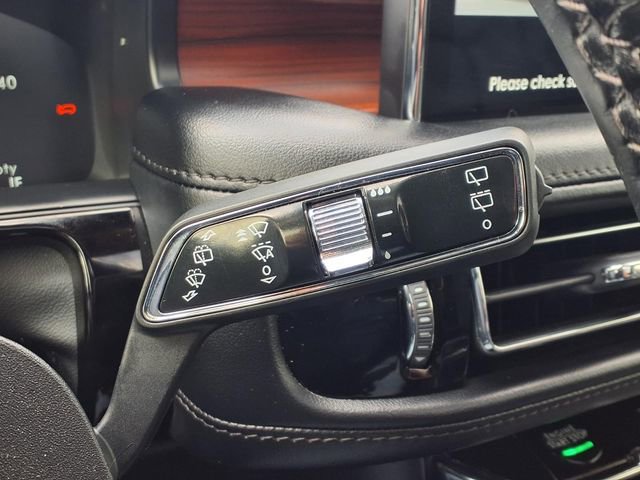 Certified 2023 Lincoln Nautilus Reserve w/ Equipment Group 201A image 16