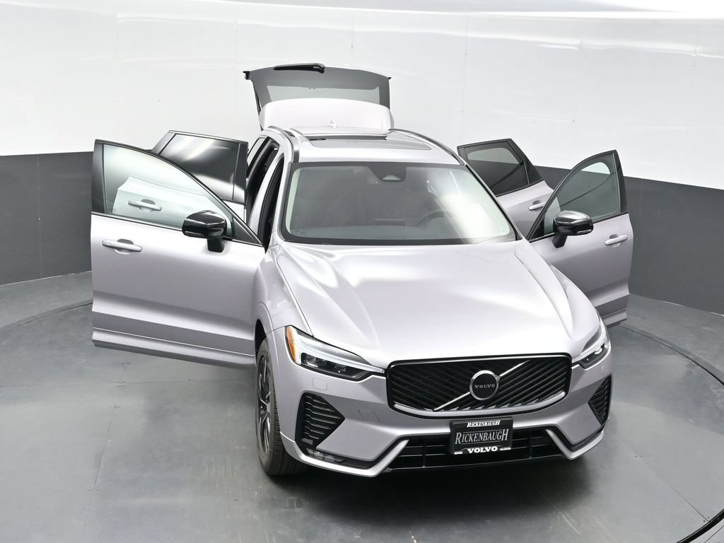 New 2026 Volvo XC60 B5 Core w/ Climate Package AWD/4WD image 57