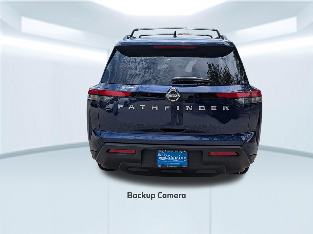 Used 2025 Nissan Pathfinder SV FWD image 5